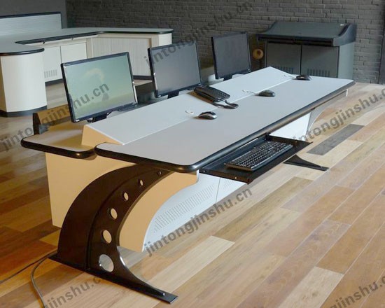 點擊查看商品:操作臺-關注人氣587次